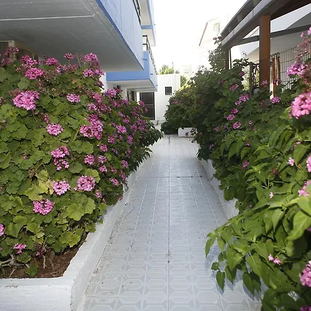 George's Daire Kardamena (Kos)